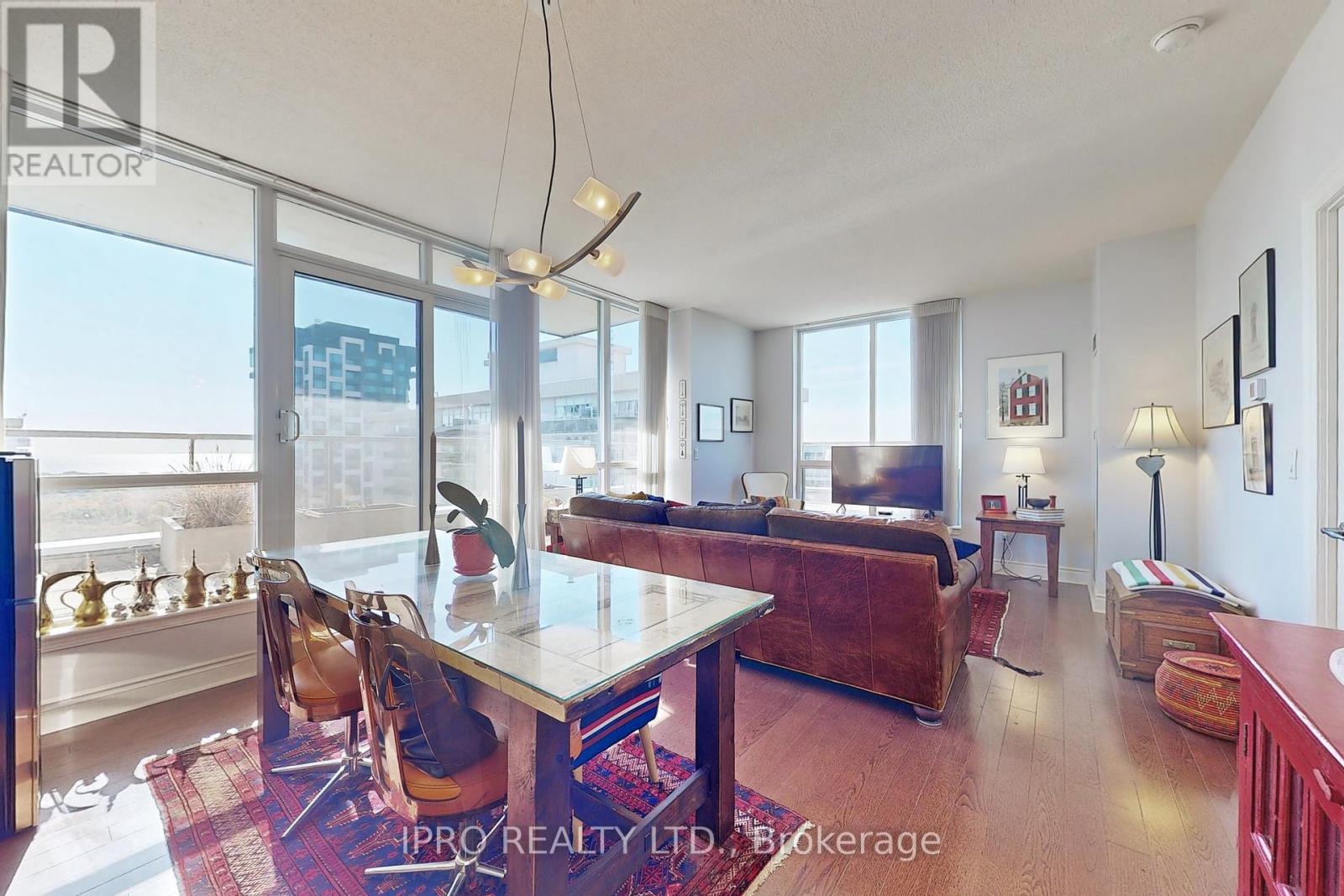 1804 - 70 High Park Avenue, Toronto, Ontario  M6P 1A1 - Photo 9 - W12053755