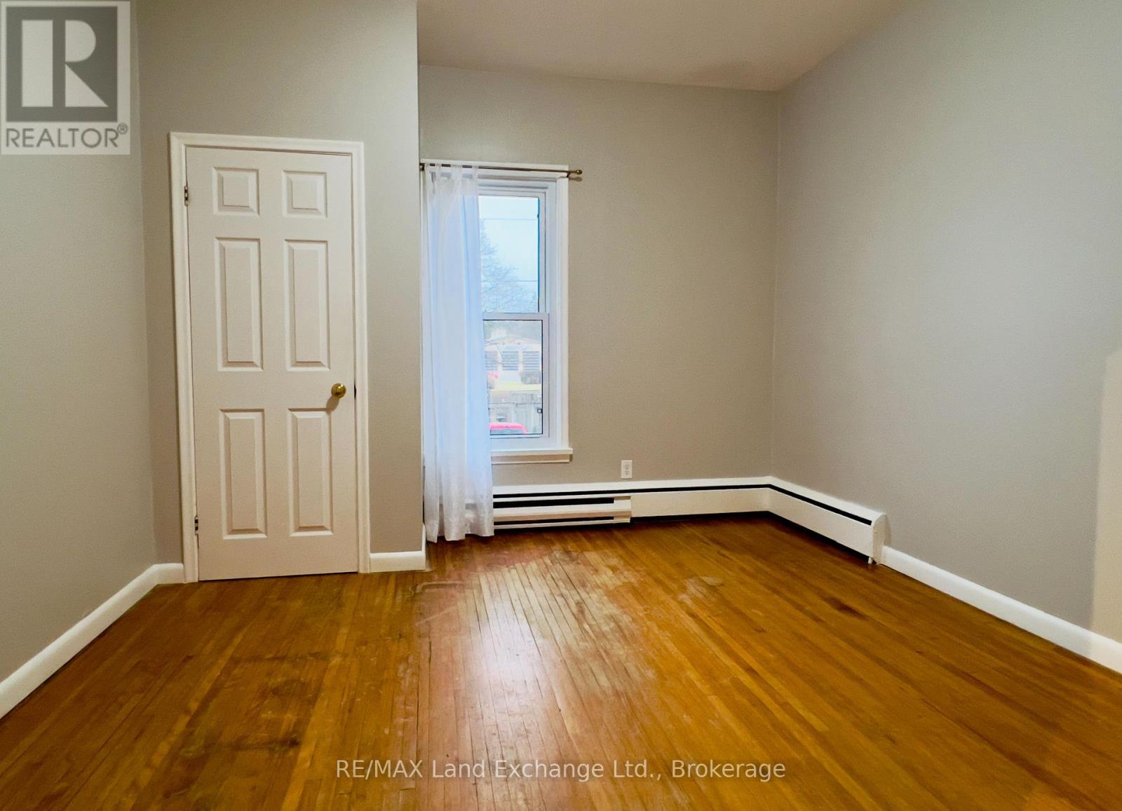 36 Alfred Street W, North Huron, Ontario  N0G 2W0 - Photo 18 - X12061452