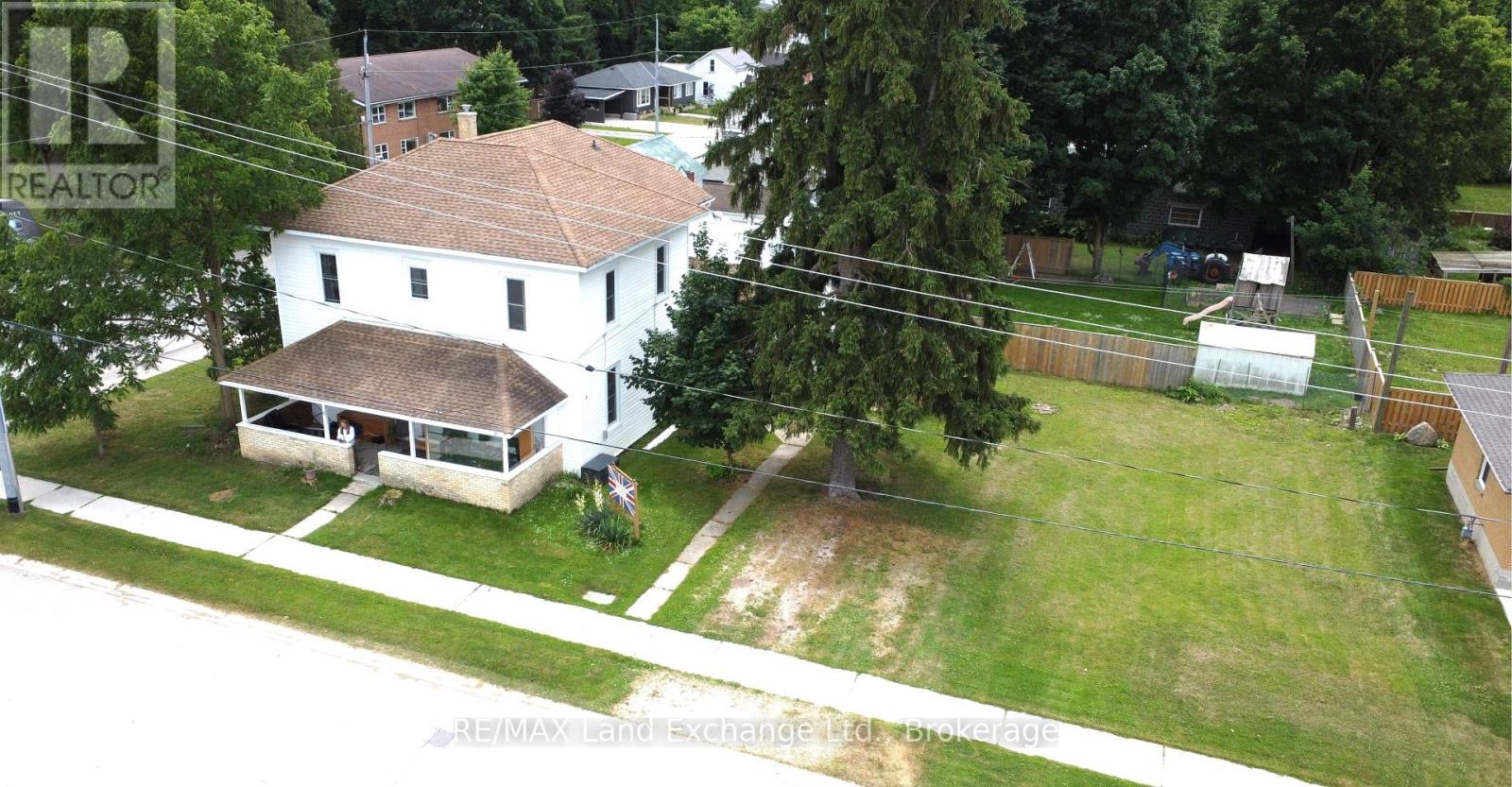 36 Alfred Street W, North Huron, Ontario  N0G 2W0 - Photo 6 - X12061452