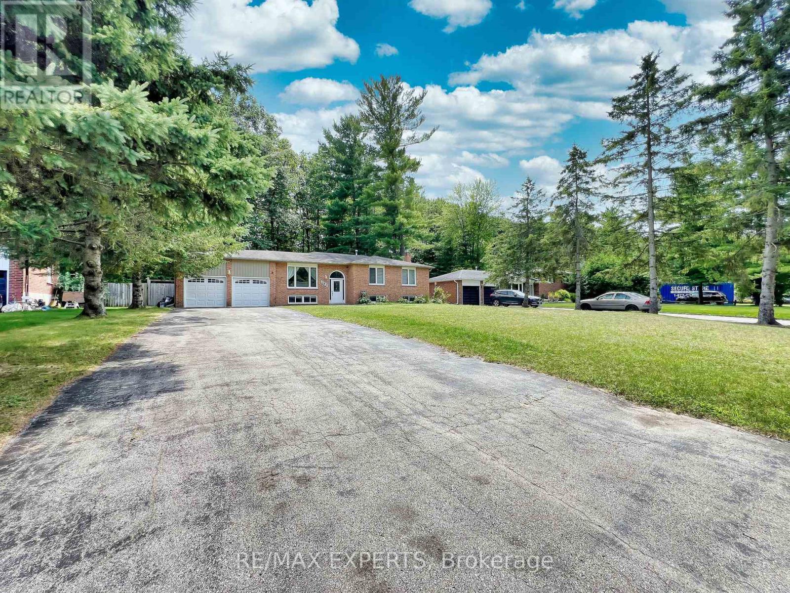 Property at 203 PARK AVENUE image 2