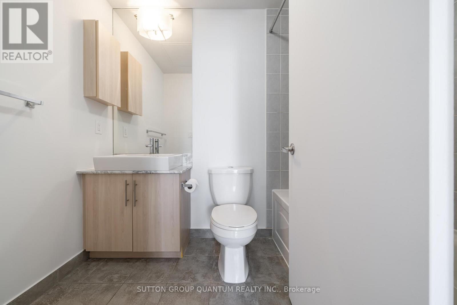 2601 - 65 Bremner Boulevard, Toronto (Waterfront Communities), Ontario  M5J 0A7 - Photo 16 - C12061447