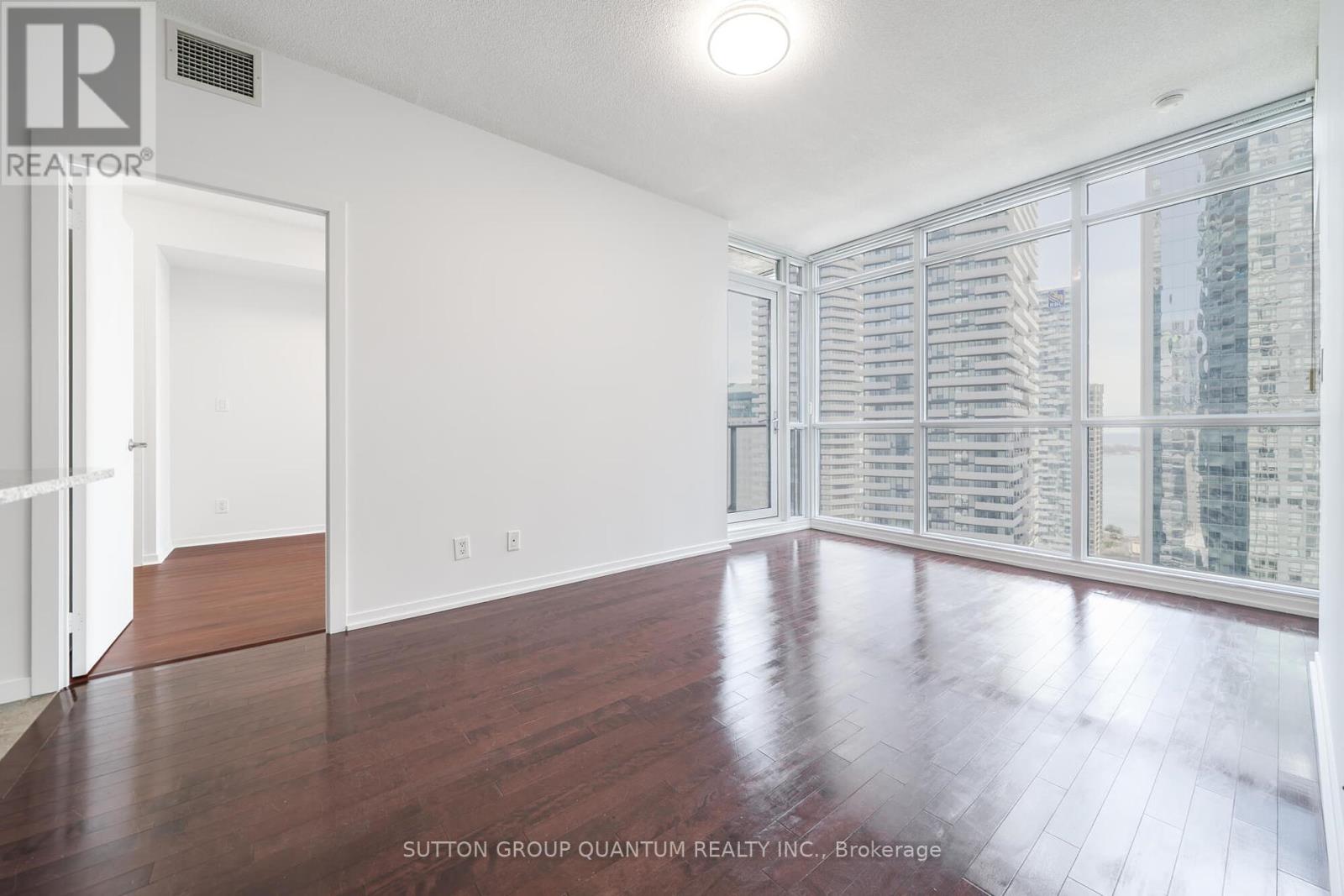2601 - 65 Bremner Boulevard, Toronto (Waterfront Communities), Ontario  M5J 0A7 - Photo 8 - C12061447