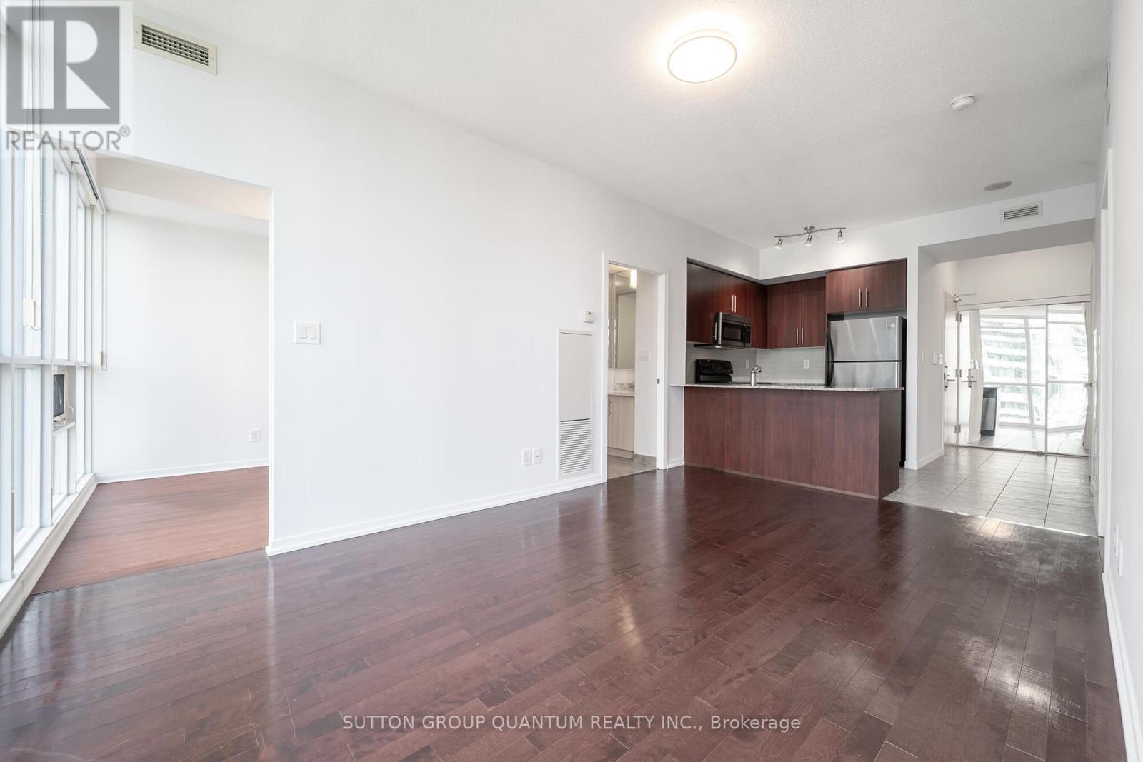 2601 - 65 Bremner Boulevard, Toronto (Waterfront Communities), Ontario  M5J 0A7 - Photo 9 - C12061447