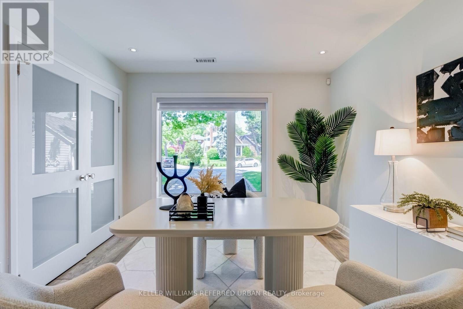 399 Lake Promenade, Toronto, Ontario  M8W 1C3 - Photo 20 - W12061495