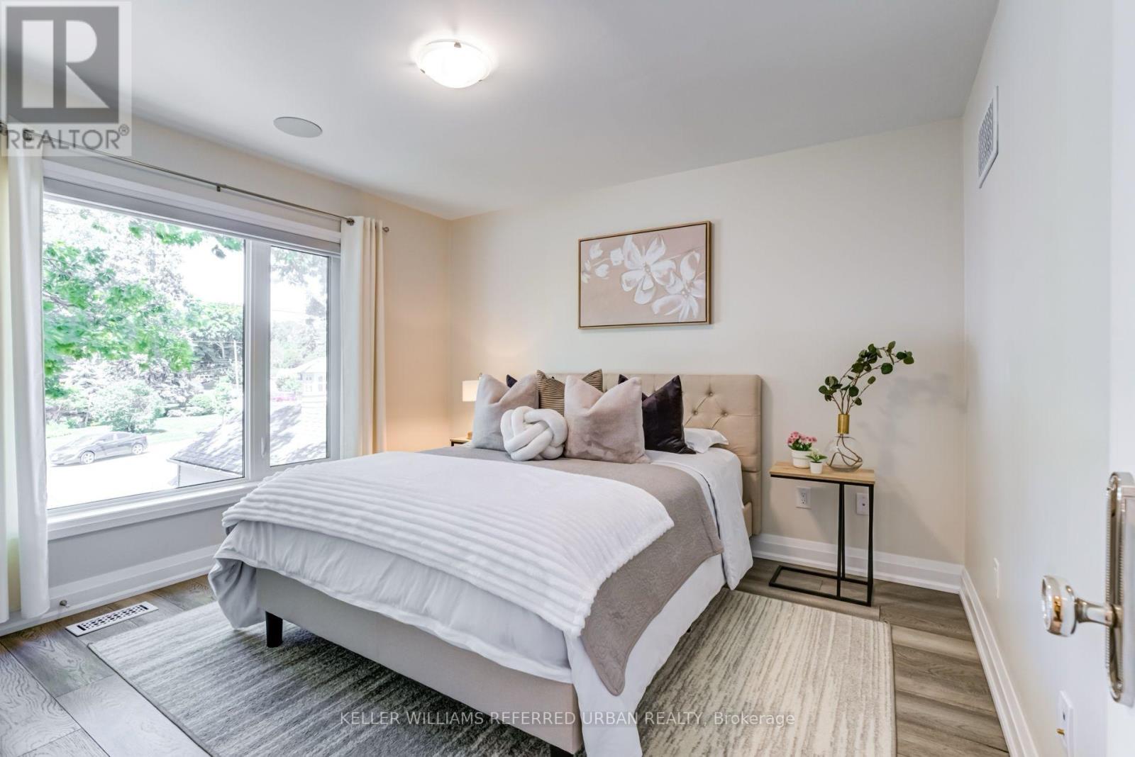 399 Lake Promenade, Toronto, Ontario  M8W 1C3 - Photo 43 - W12061495