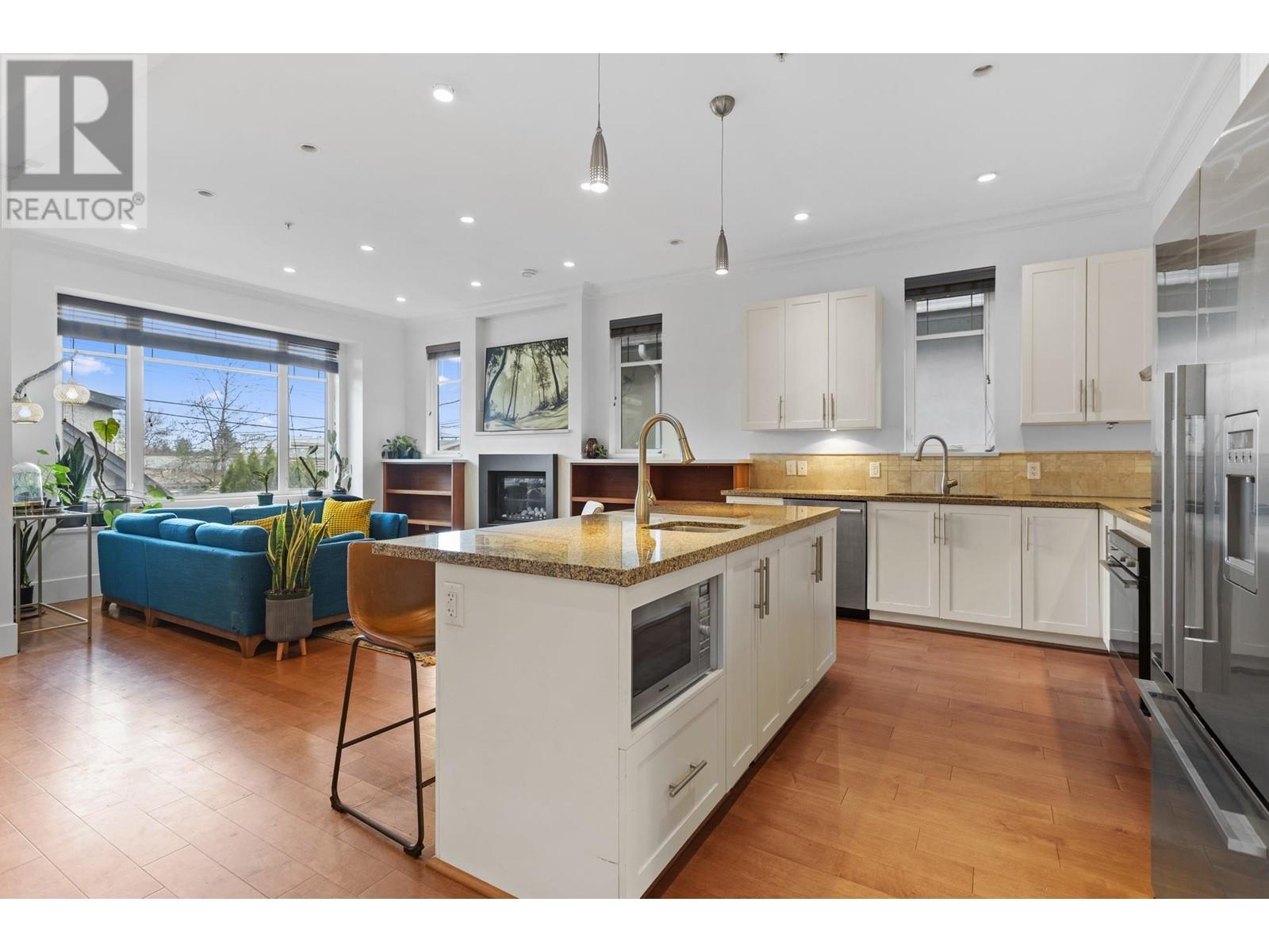 3729 W 11th Avenue, Vancouver, British Columbia  V6R 2K7 - Photo 6 - R2985990