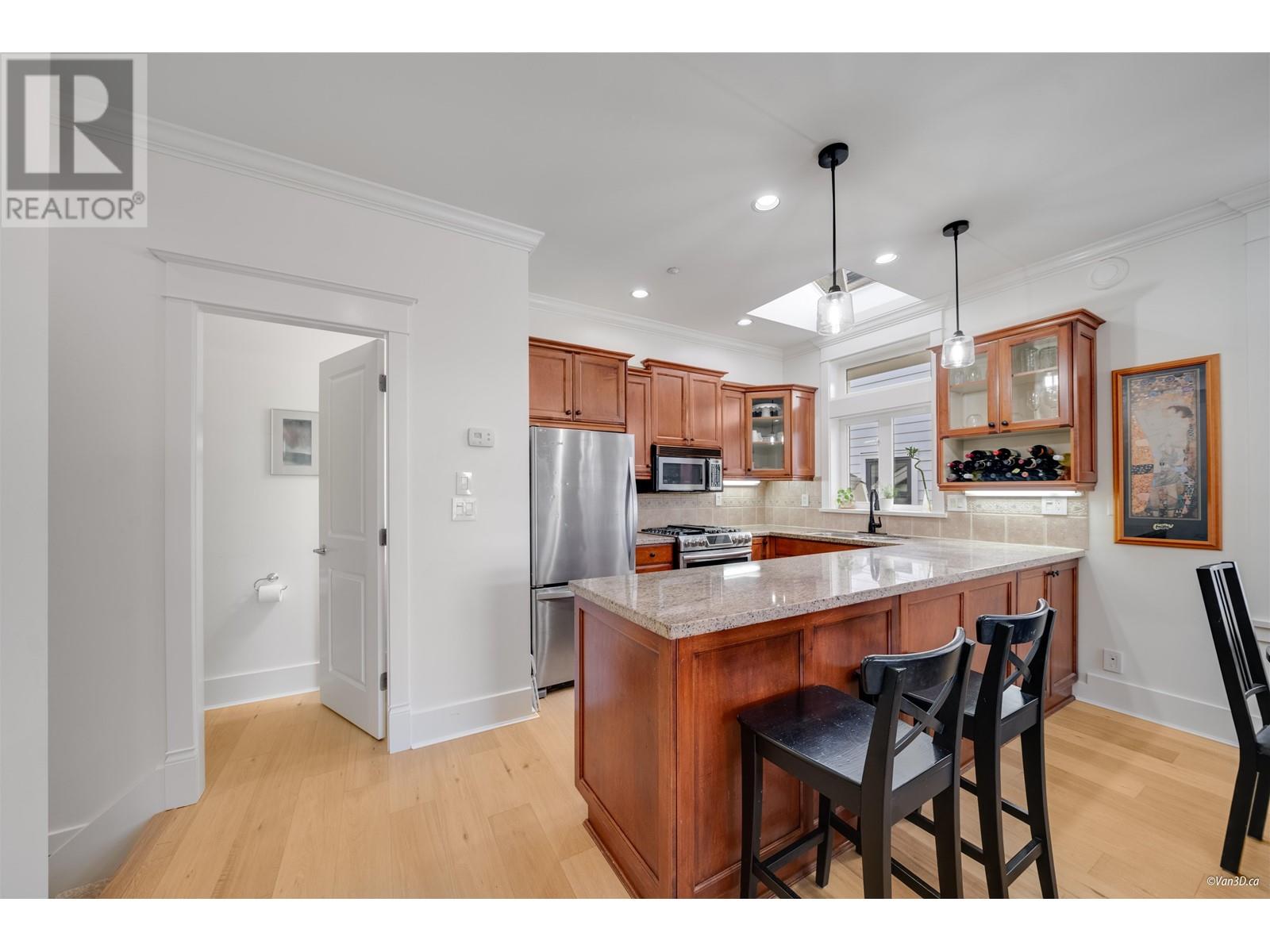 186 W 16th Avenue, Vancouver, British Columbia  V5Y 1Y7 - Photo 6 - R2983920