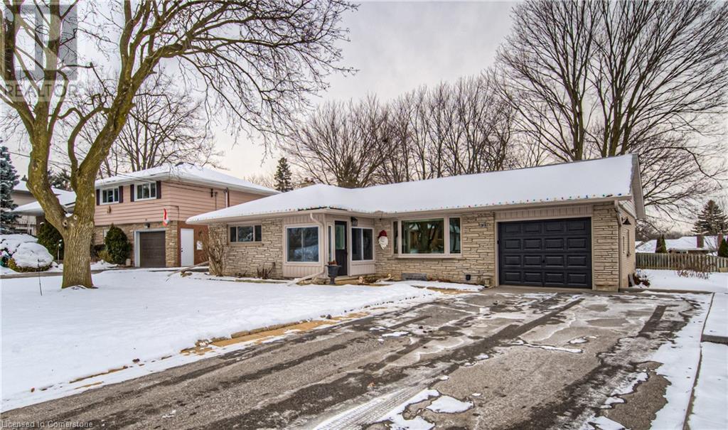 Property at 83 CLOVERDALE Crescent image 2