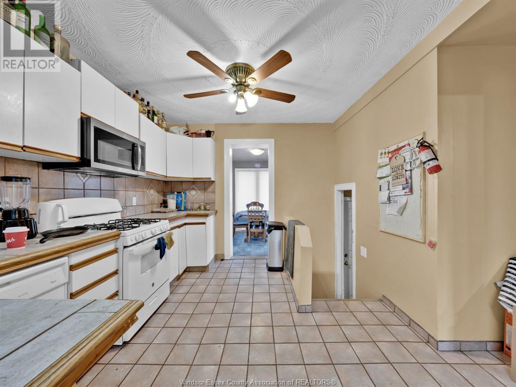 653 Josephine Avenue, Windsor, Ontario  N9B 2L2 - Photo 6 - 25007355