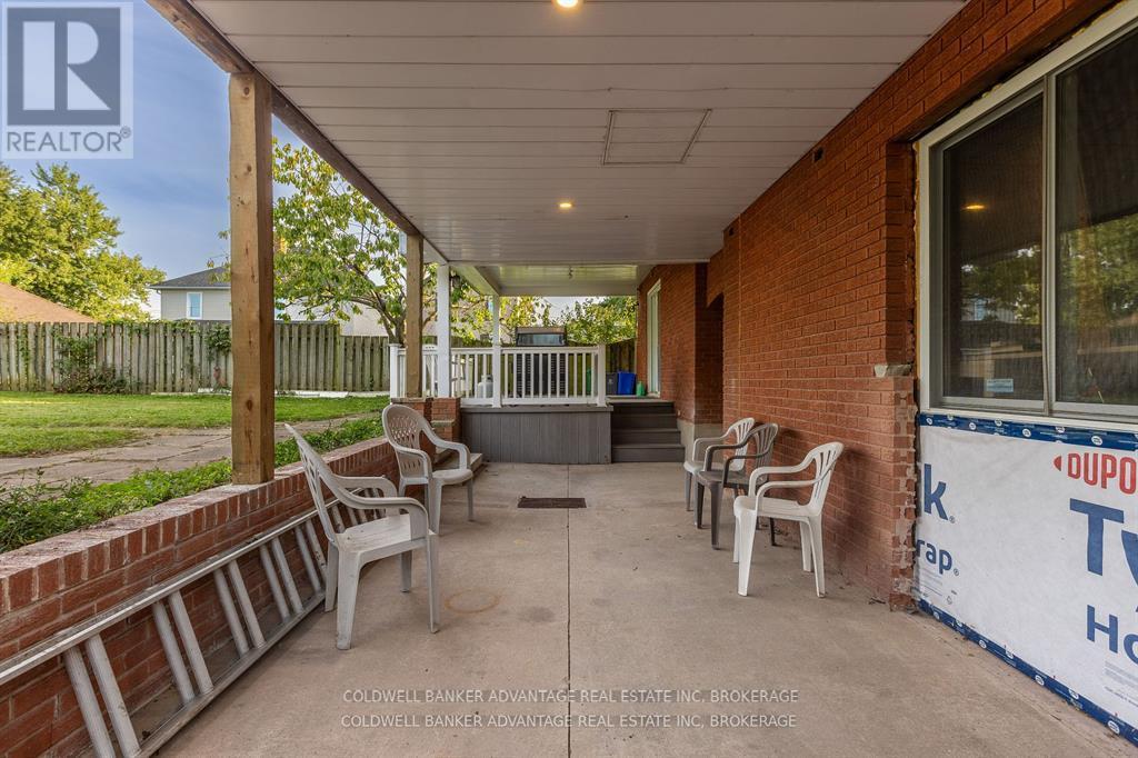 110 Garner Avenue, Welland, Ontario  L3B 2X9 - Photo 25 - X12061536