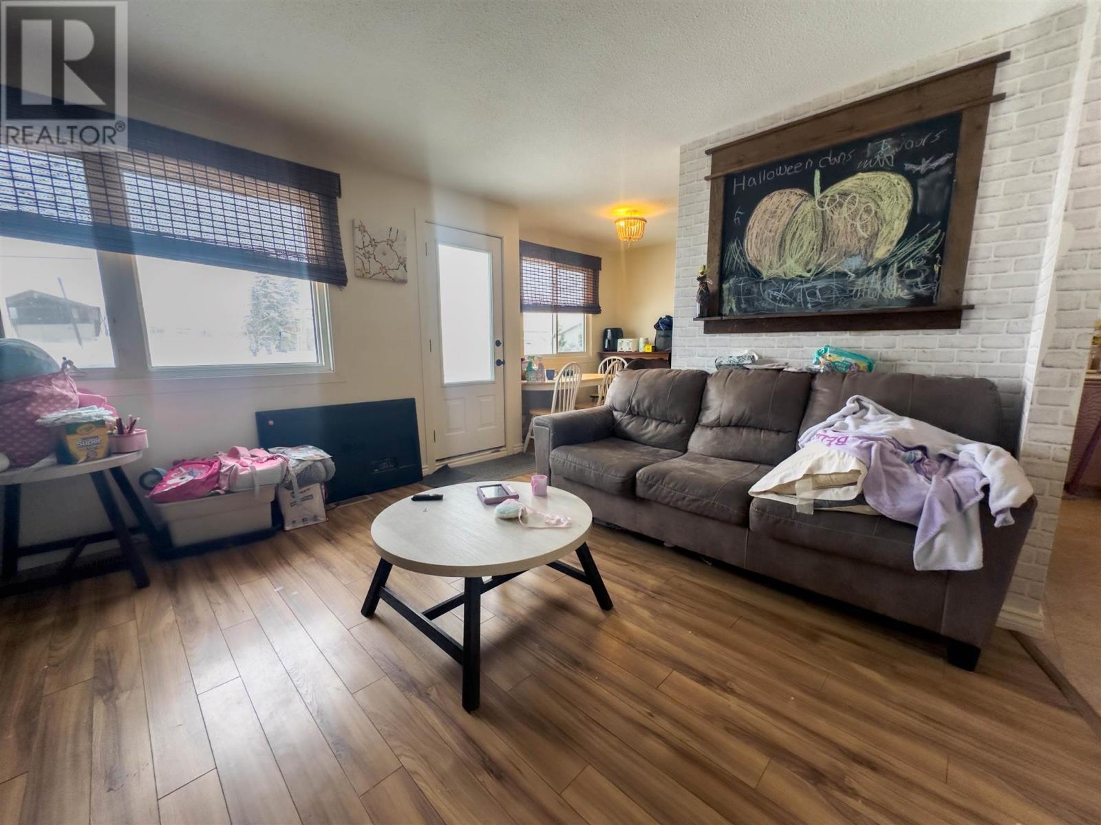 140a Centennial Dr, Longlac, Ontario  P0T 2A0 - Photo 3 - TB250084