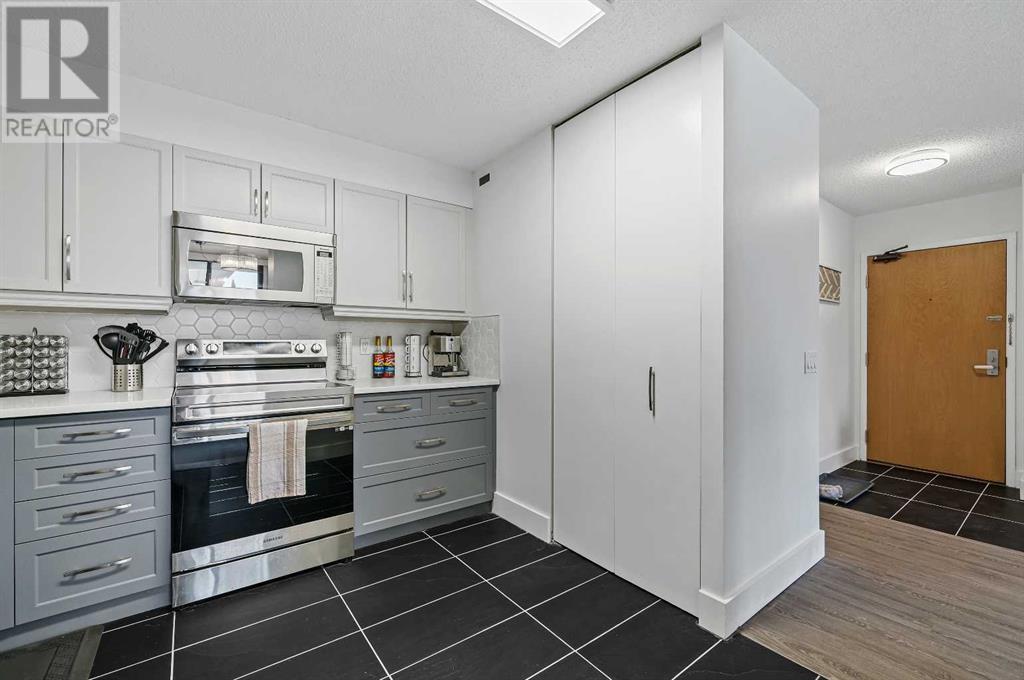 Property at 208, 145 Point Drive NW image 5