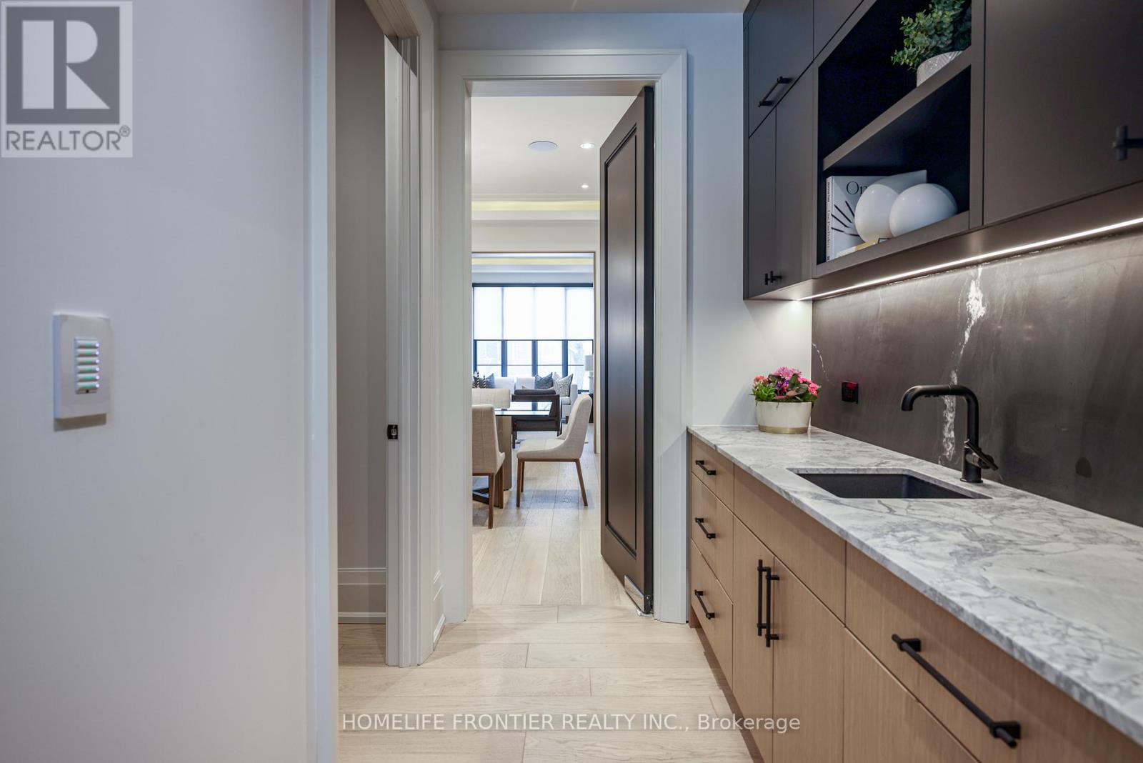 44 Alexandra Boulevard, Toronto, Ontario  M4R 1L7 - Photo 12 - C12061588