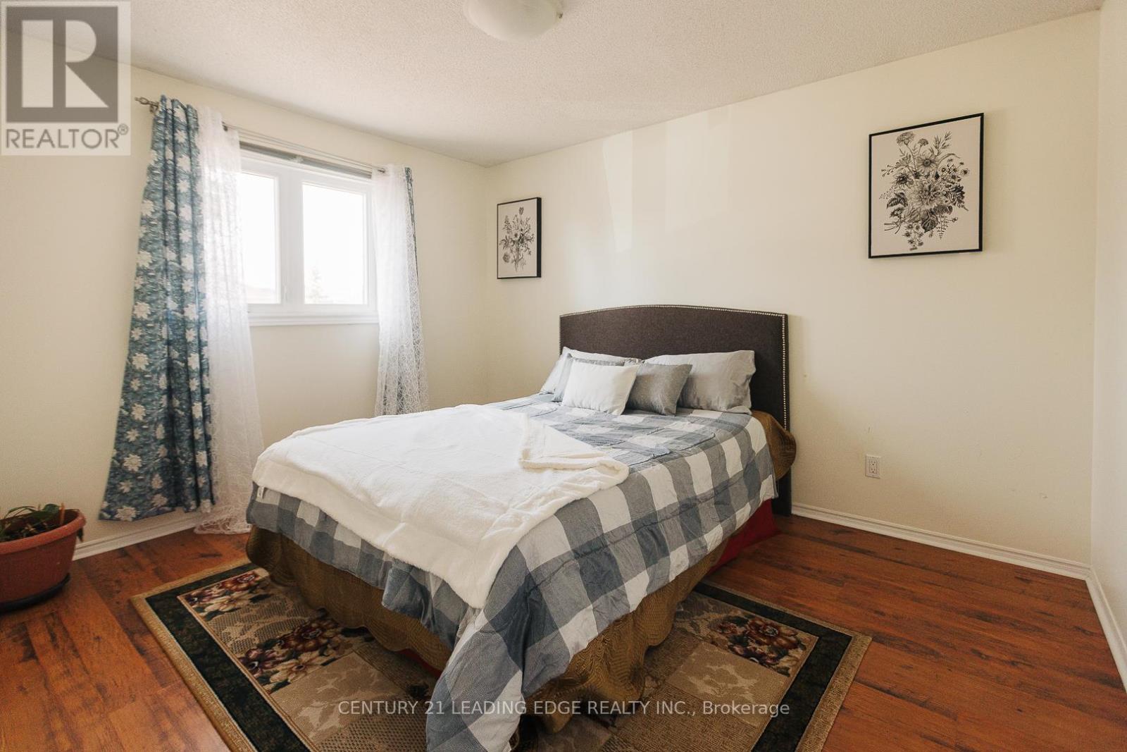 Property at 50 BLUEBELL CRESCENT image 2