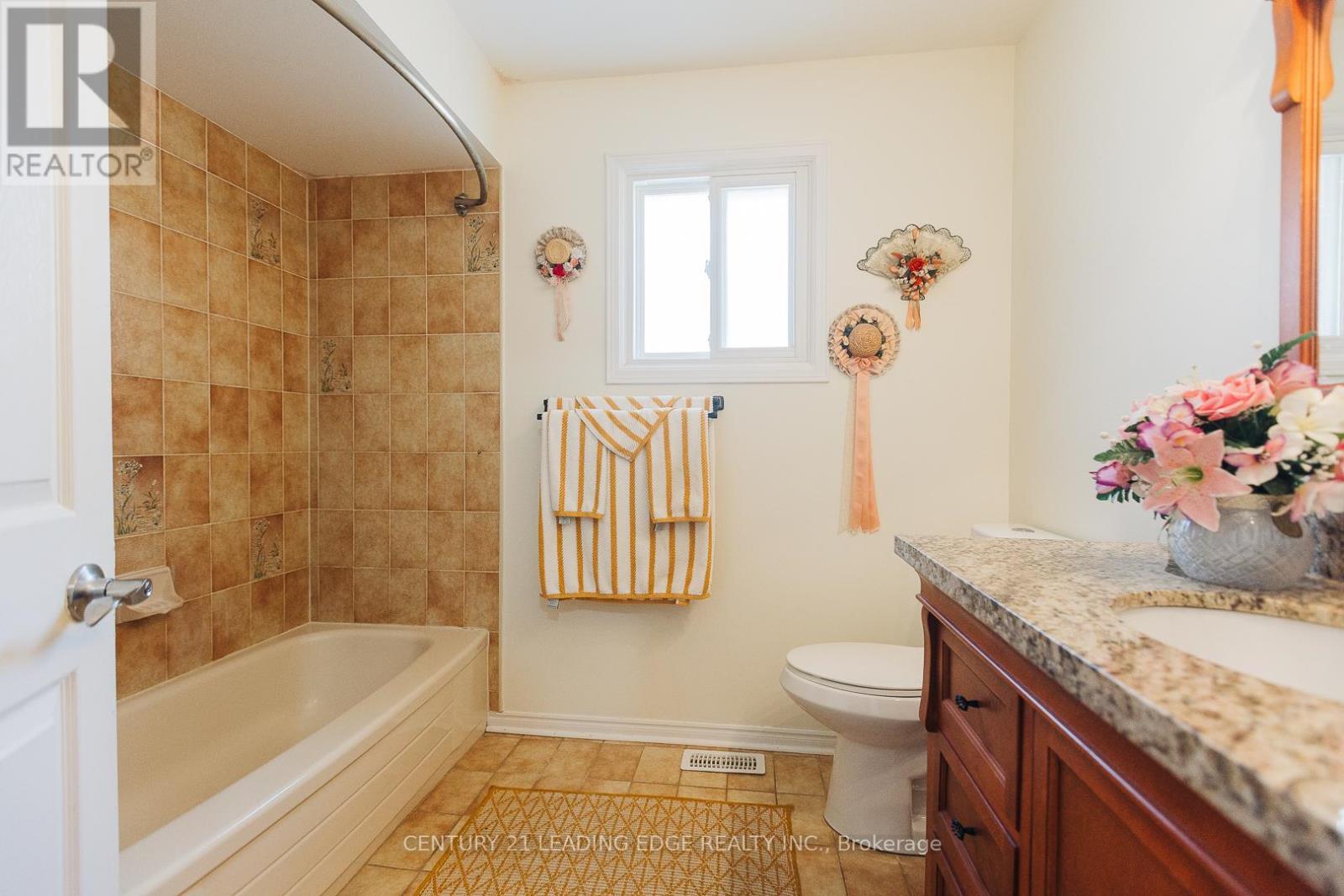 Property at 50 BLUEBELL CRESCENT image 4
