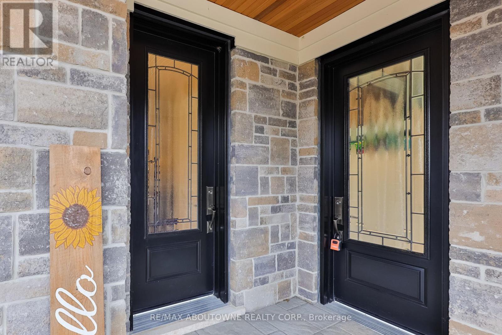 Property at 240 PINE COVE ROAD image 3