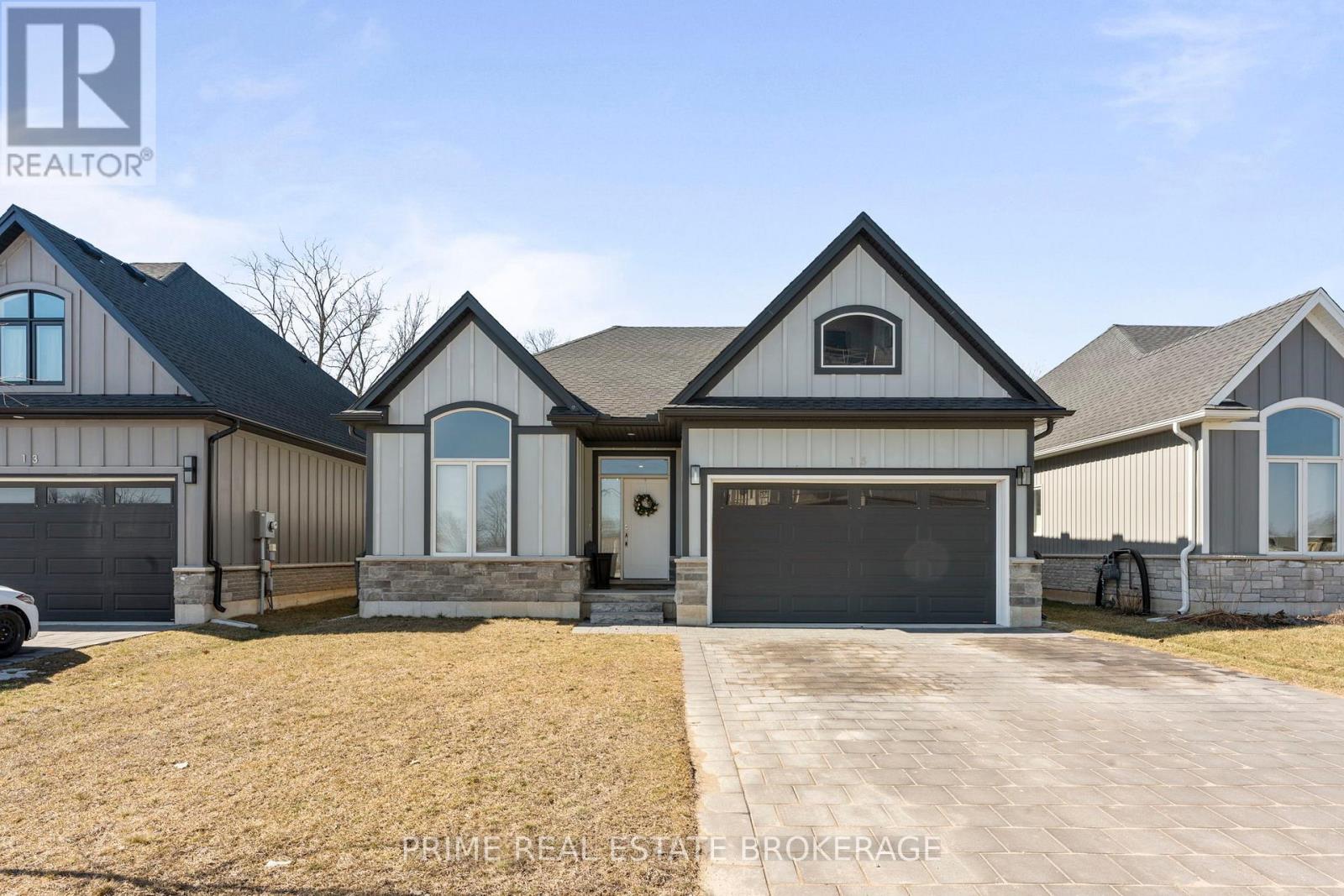 15 Compass Trail, Central Elgin, Ontario  N5L 0B8 - Photo 1 - X12061637
