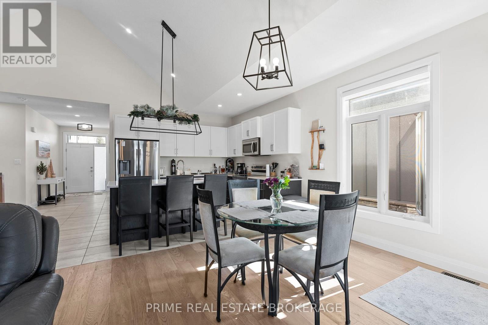 15 Compass Trail, Central Elgin, Ontario  N5L 0B8 - Photo 16 - X12061637