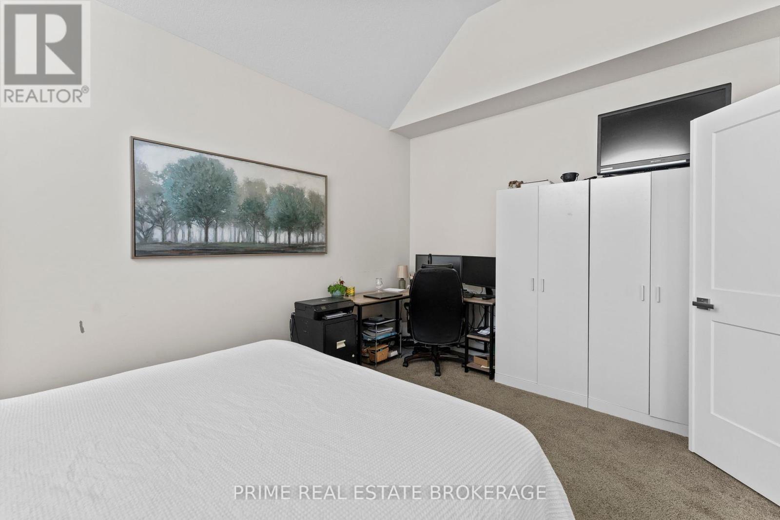 15 Compass Trail, Central Elgin, Ontario  N5L 0B8 - Photo 6 - X12061637