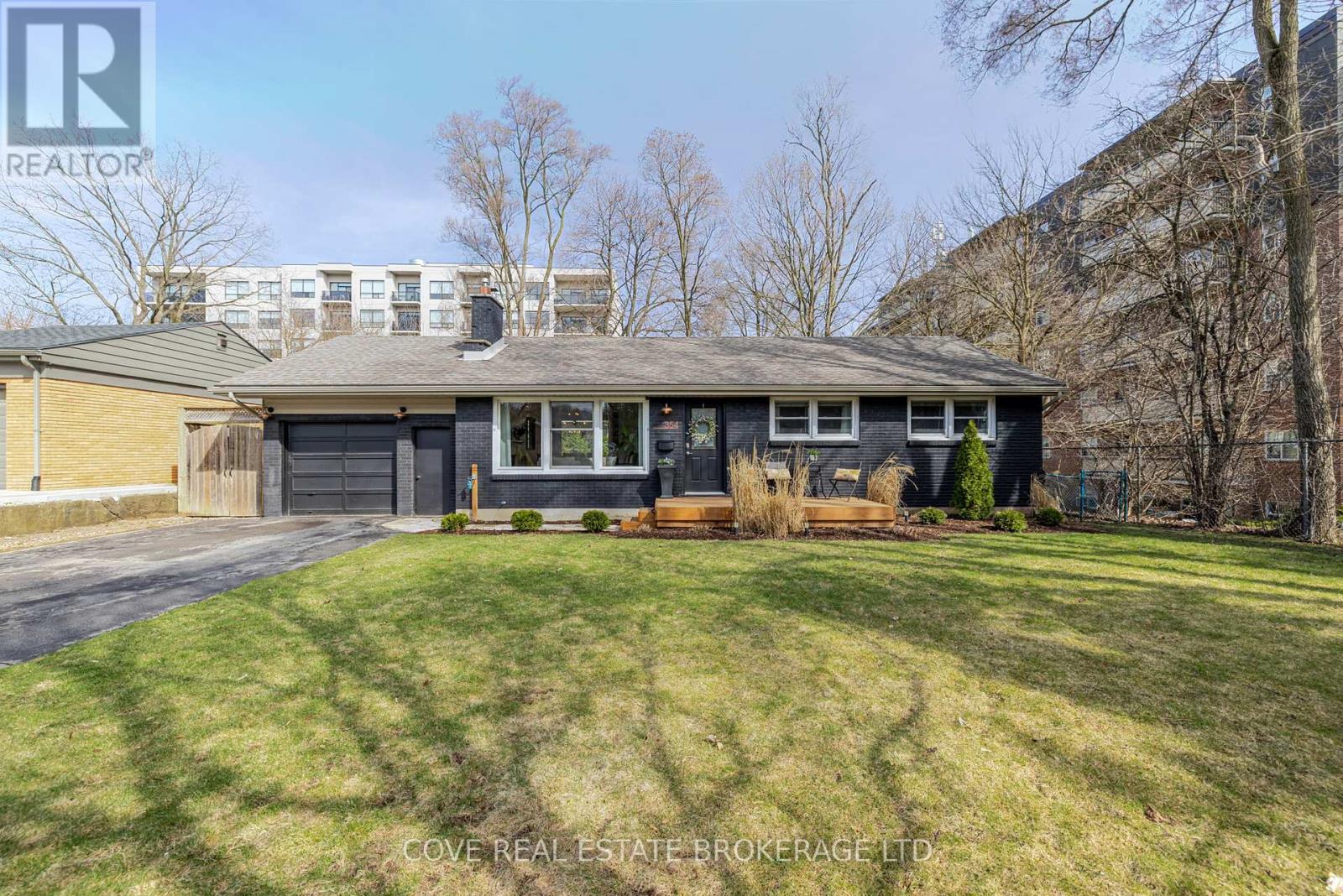 Photo 4 of 48 for 354 Glenrose Drive