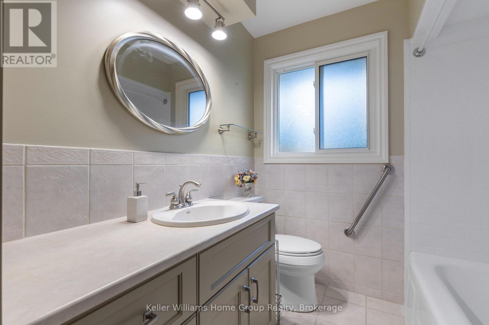 9 Sunnylea Crescent, Guelph, Ontario  N1E 1W5 - Photo 18 - X12061613