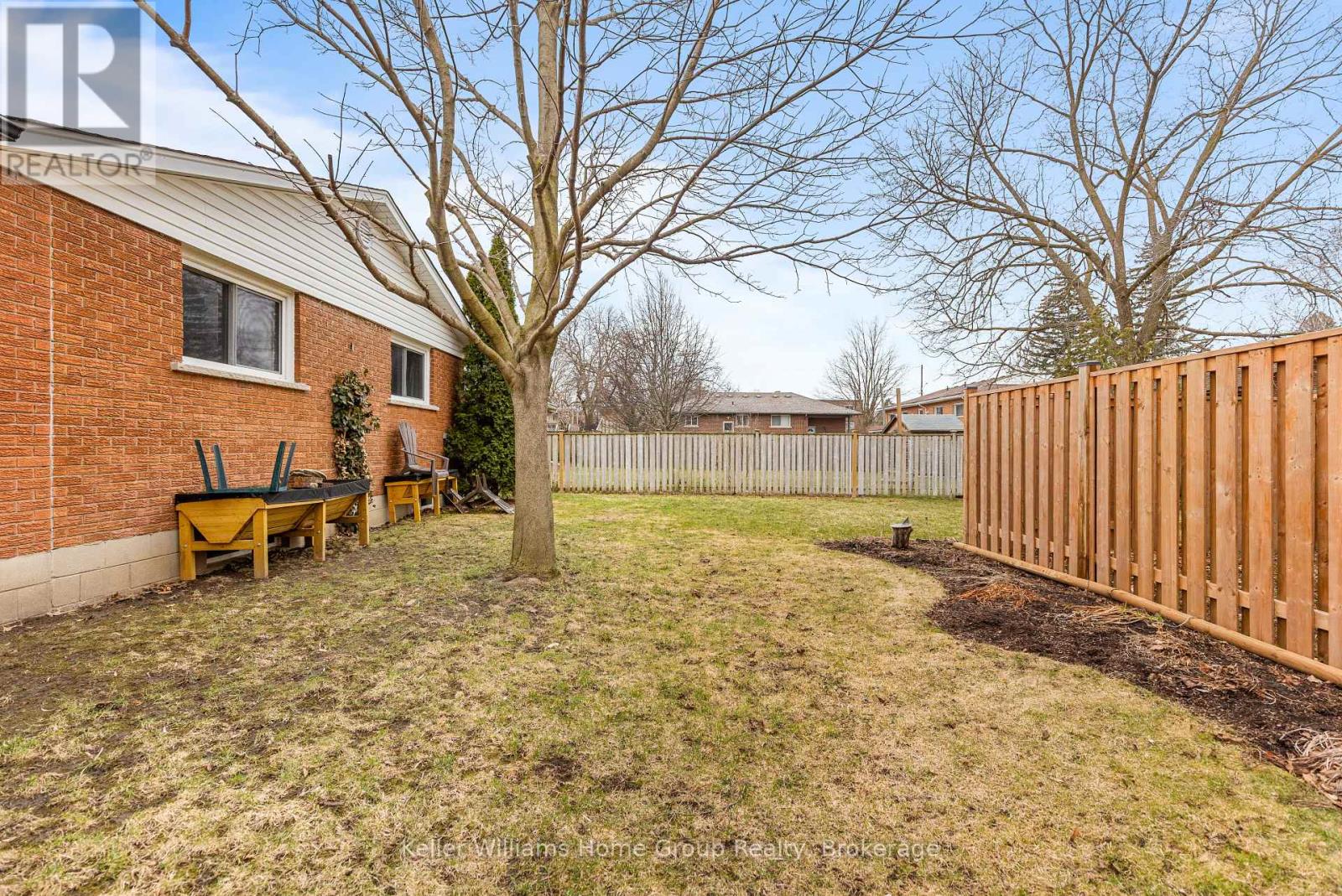 9 Sunnylea Crescent, Guelph, Ontario  N1E 1W5 - Photo 25 - X12061613