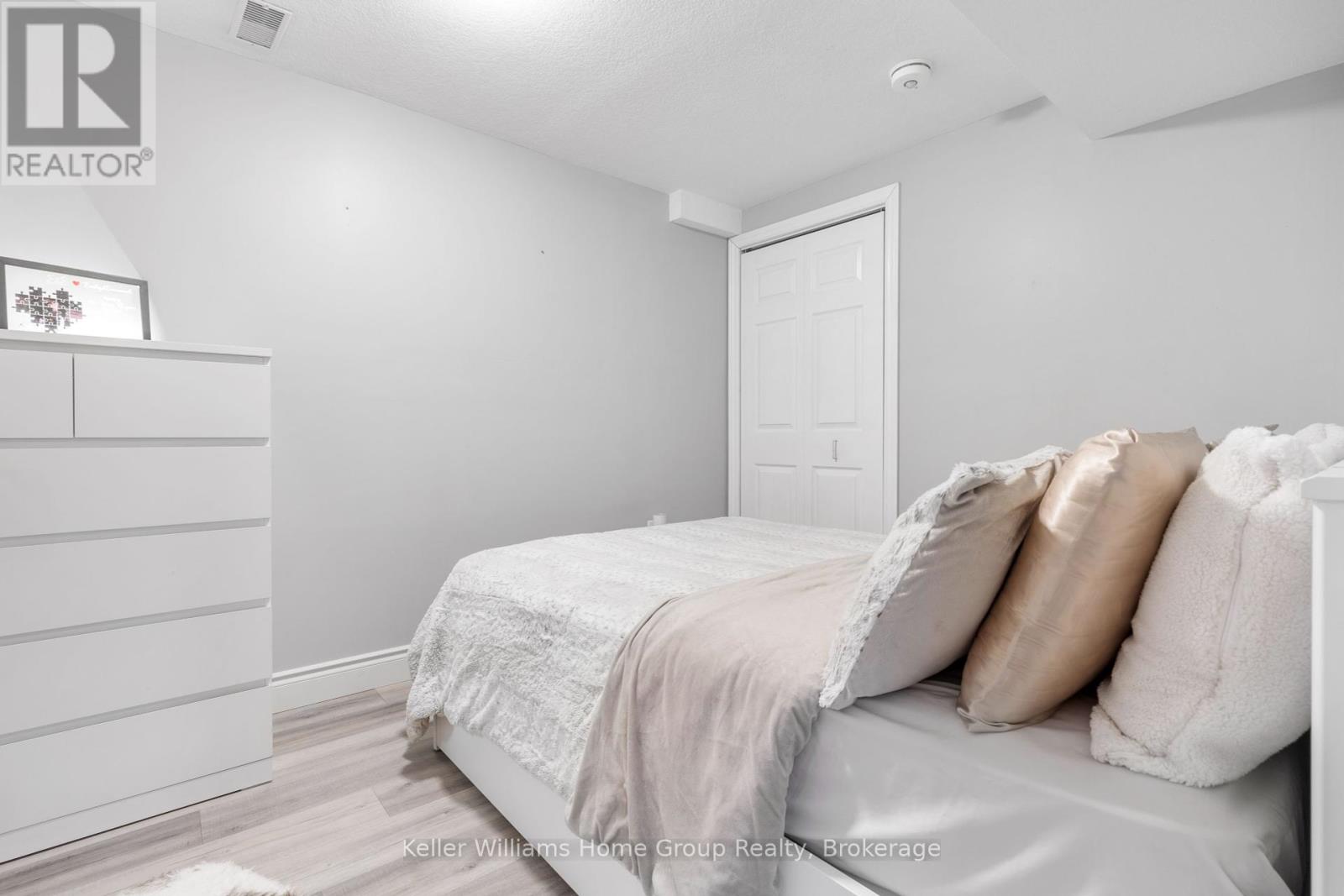 23 Pondview Crescent, Guelph, Ontario  N1E 3K2 - Photo 33 - X12061620