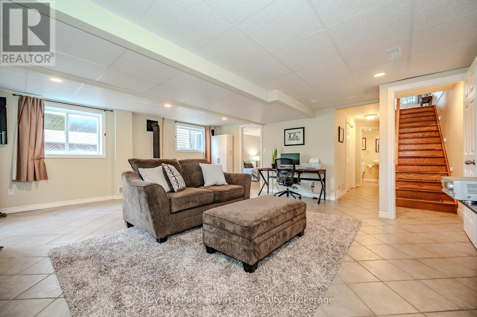 46 Fletcher Court, Guelph, Ontario  N1E 7G8 - Photo 30 - X12061722