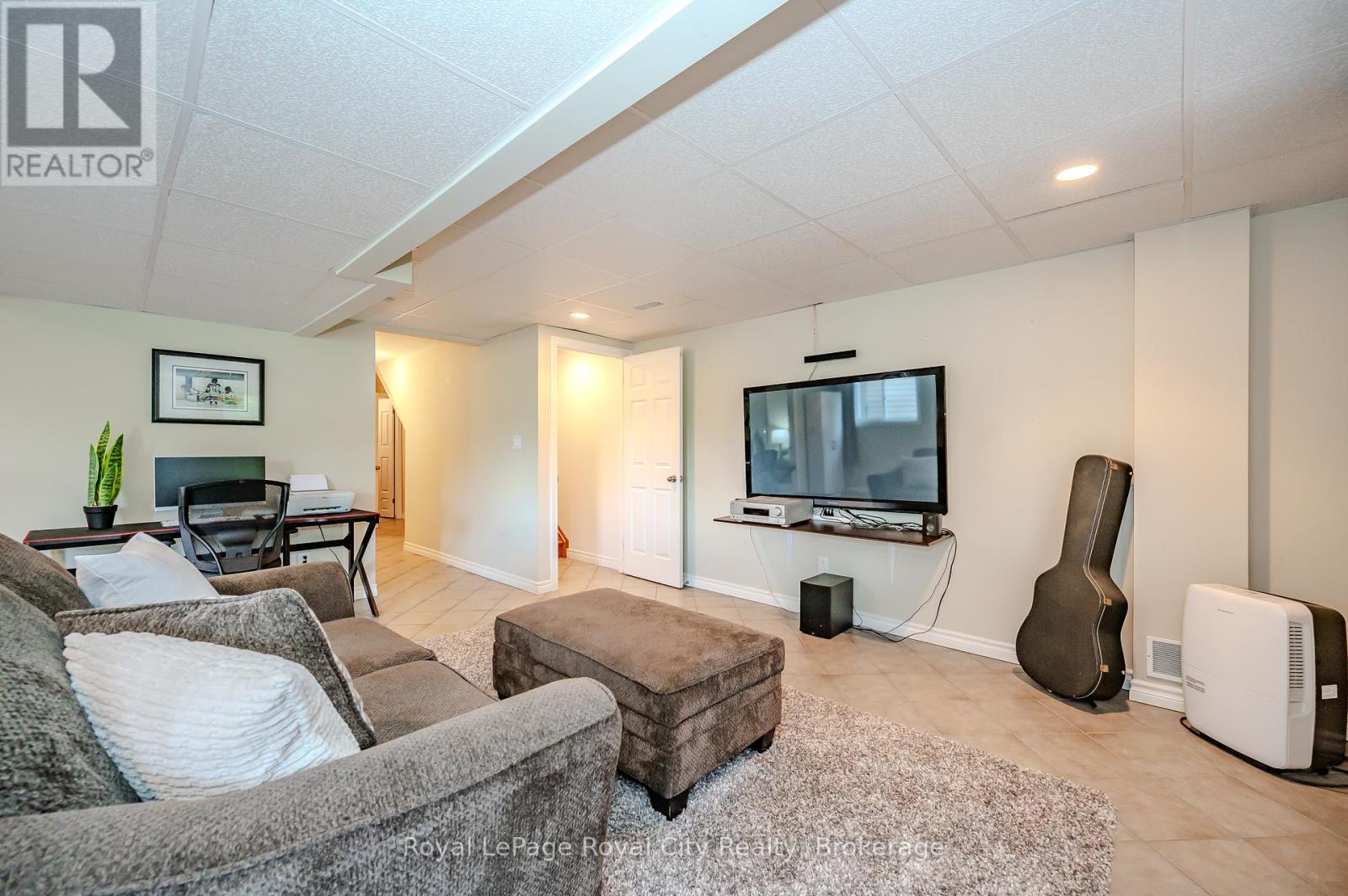 46 Fletcher Court, Guelph, Ontario  N1E 7G8 - Photo 31 - X12061722