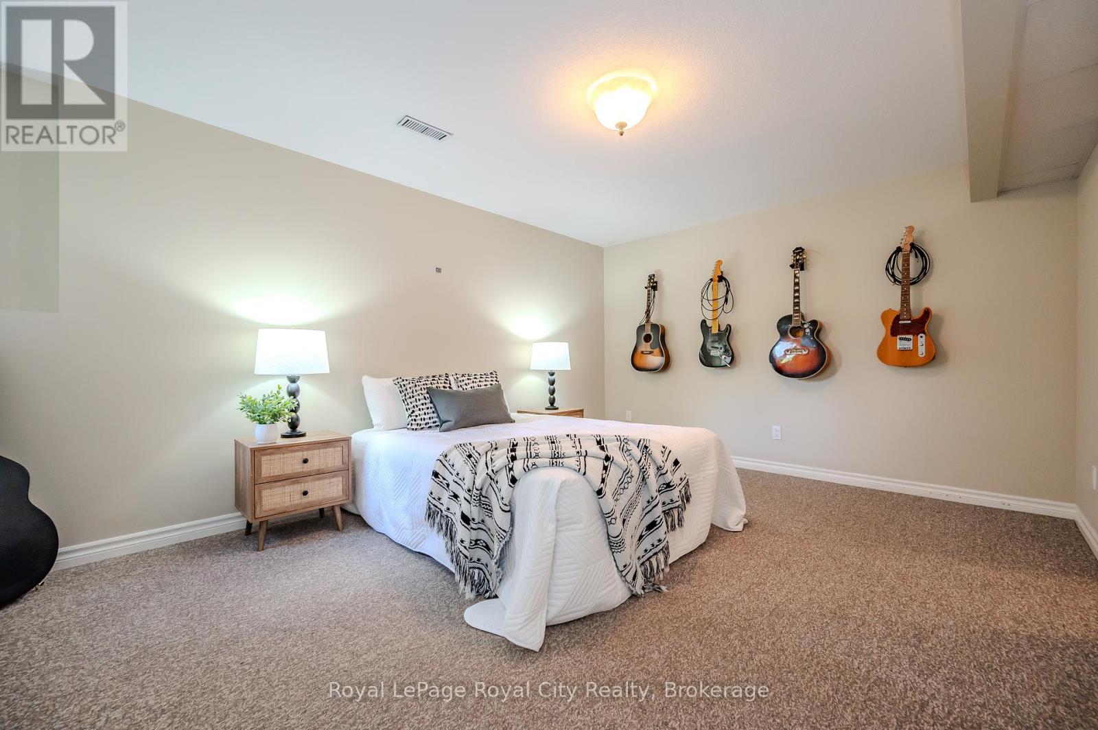 46 Fletcher Court, Guelph, Ontario  N1E 7G8 - Photo 32 - X12061722