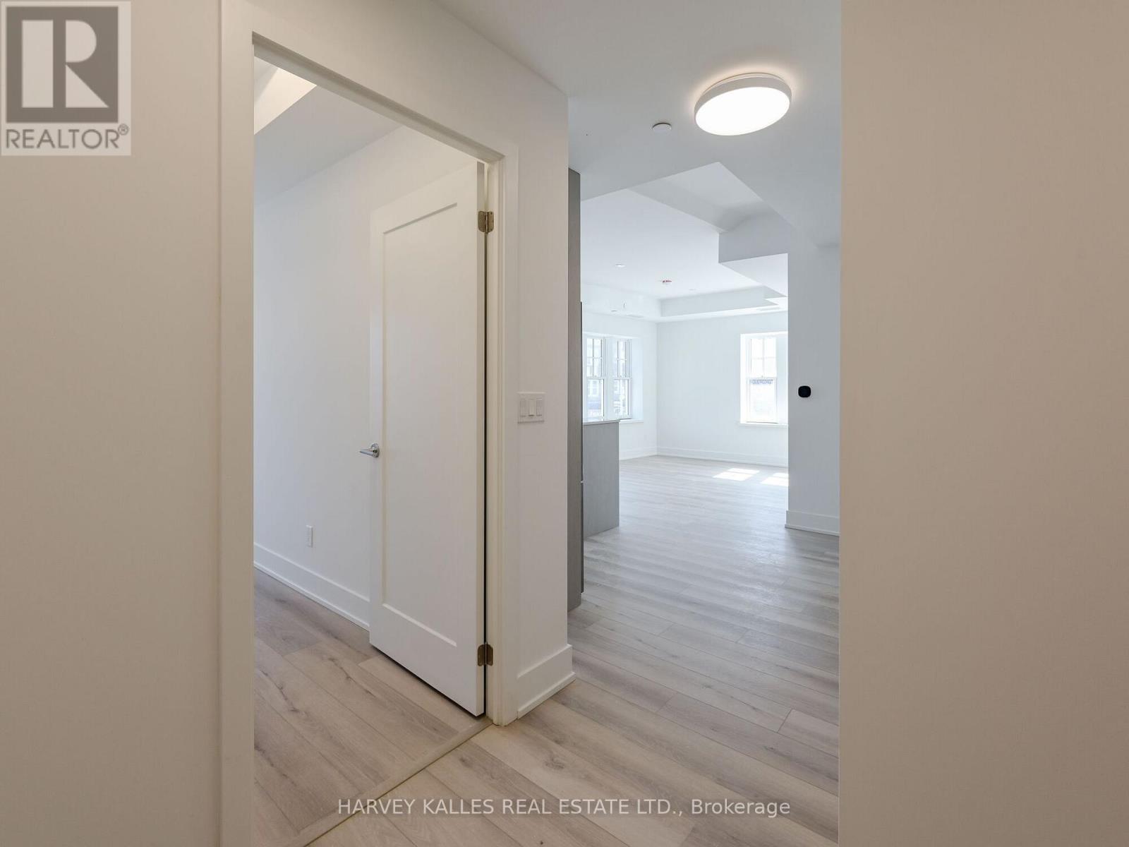 204 - 8 Manor Road E, Toronto, Ontario  M4S 2A5 - Photo 6 - C12061638