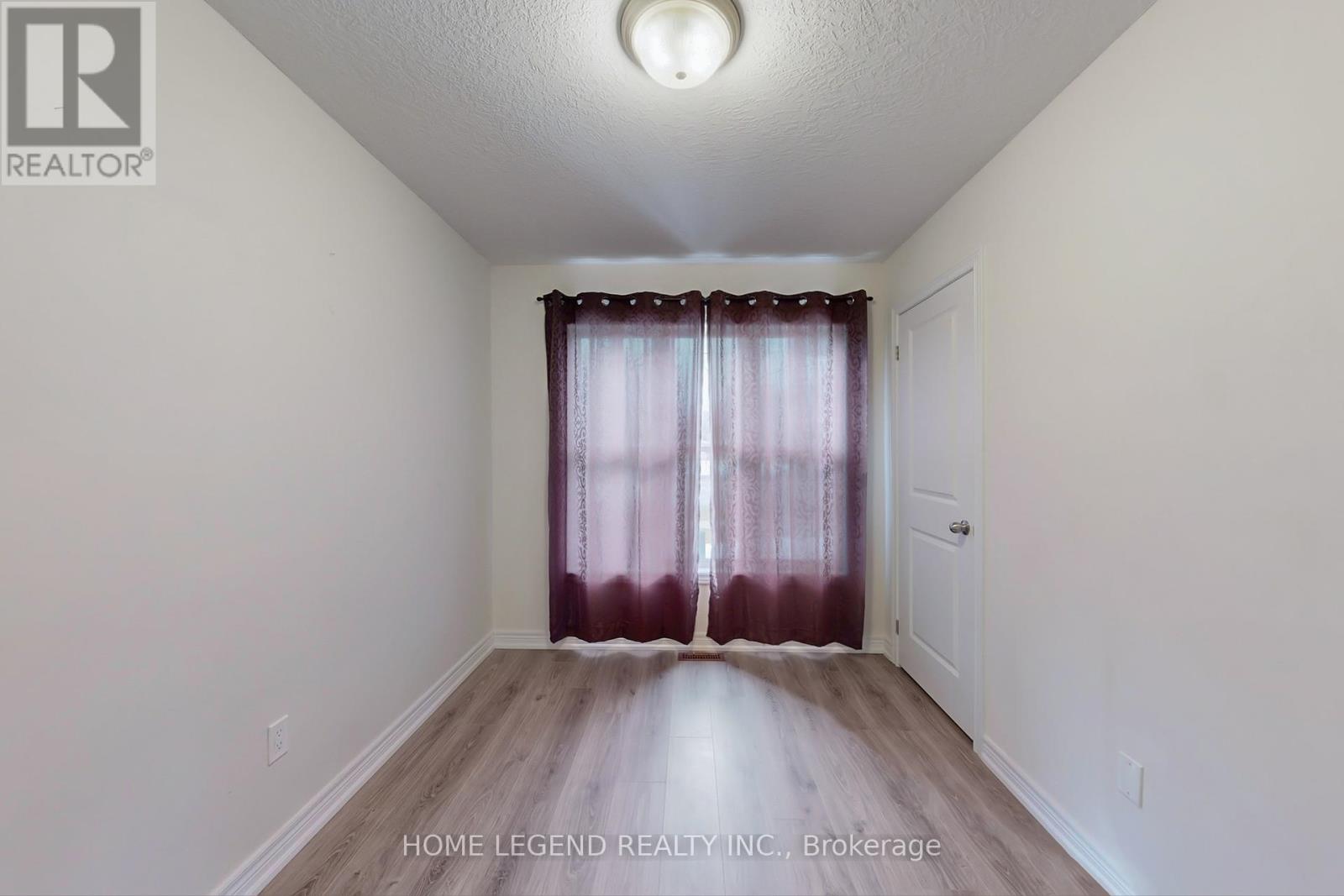 25 - 1 Leggott Avenue, Barrie, Ontario  L4M 0K7 - Photo 34 - S12061644