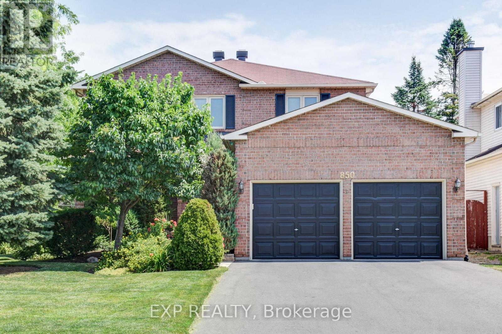 Property at 850 ADENCLIFFE DRIVE image 1