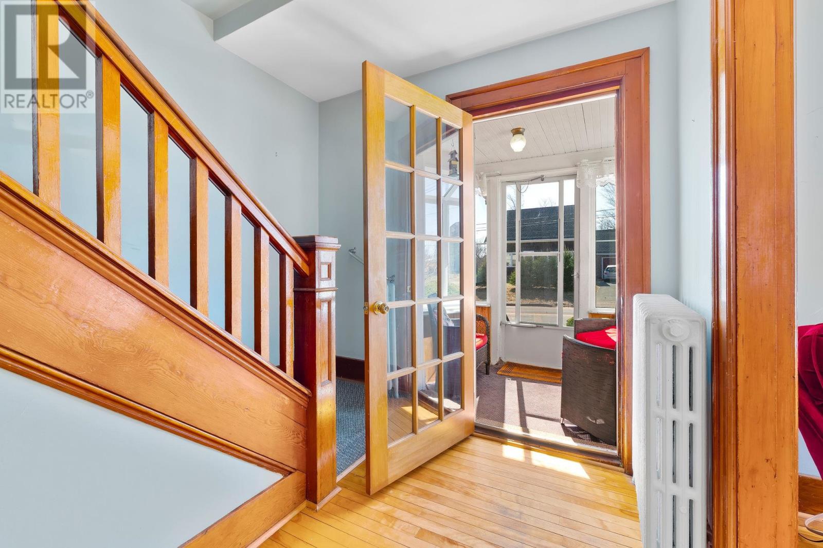 Property at 47 KIRKWOOD Drive image 3