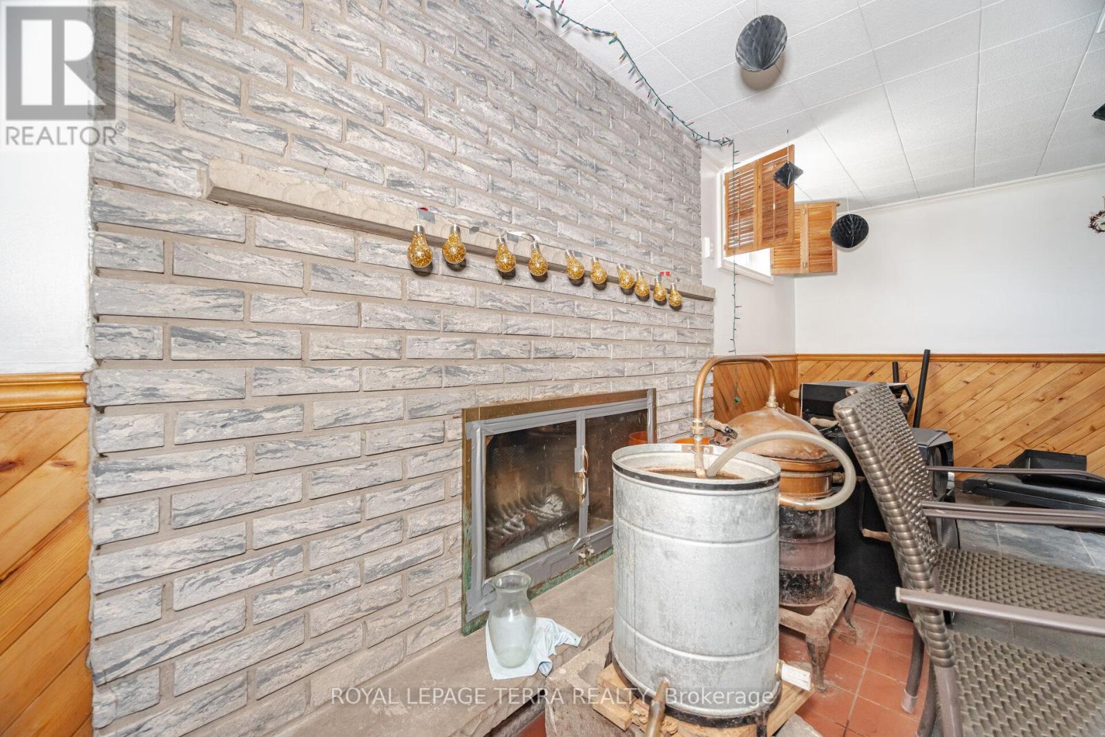 14457 Bramalea Road, Caledon, Ontario  L7C 2R4 - Photo 37 - W12061616