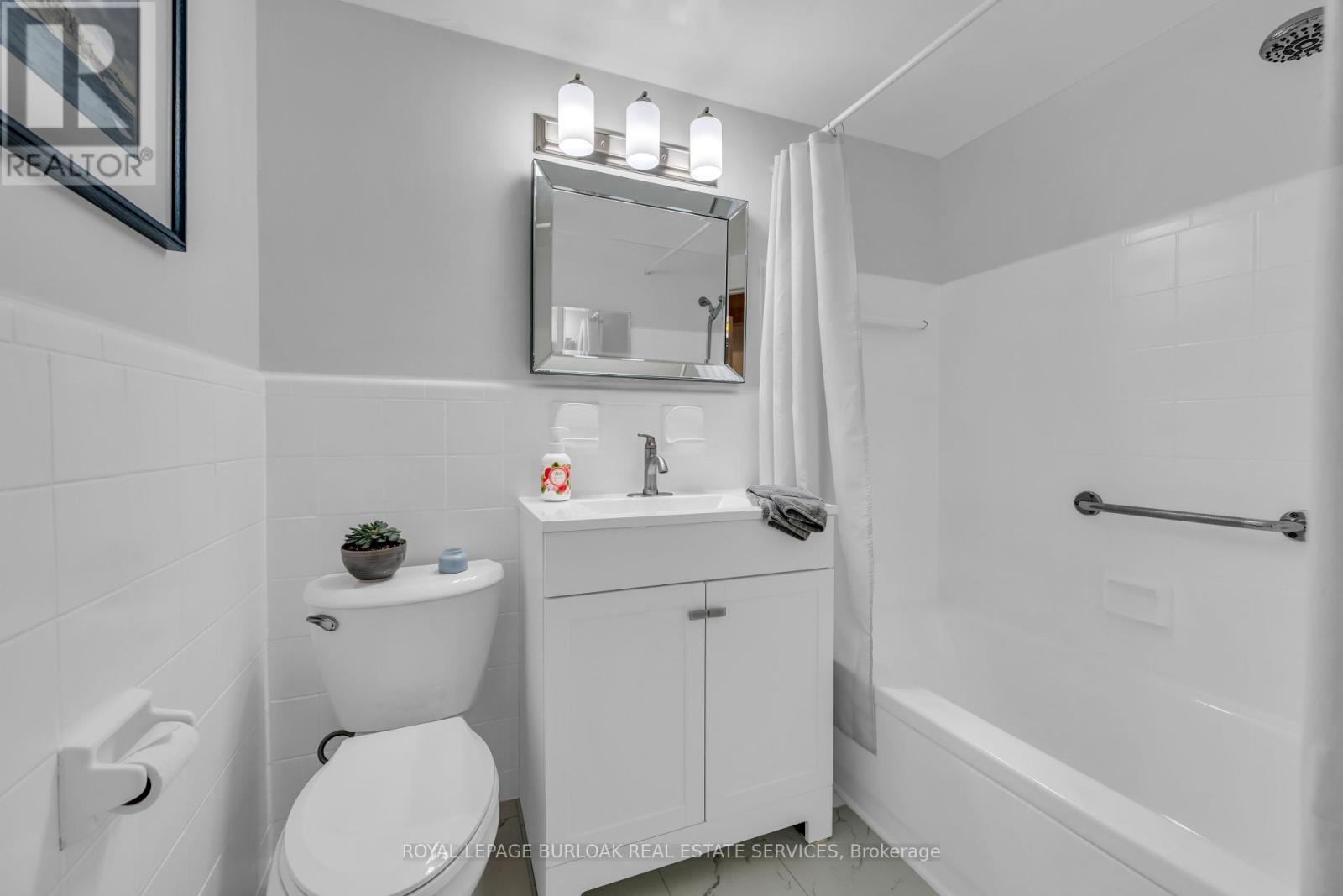 108 - 1377 Lakeshore Road, Burlington, Ontario  L7S 1B1 - Photo 20 - W12061675