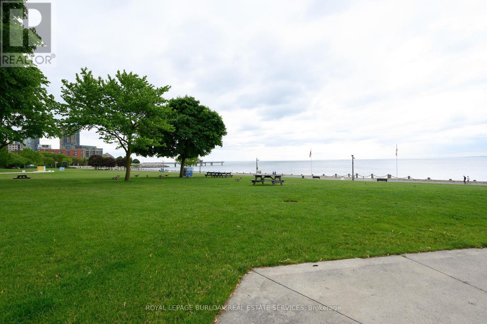 108 - 1377 Lakeshore Road, Burlington, Ontario  L7S 1B1 - Photo 27 - W12061675