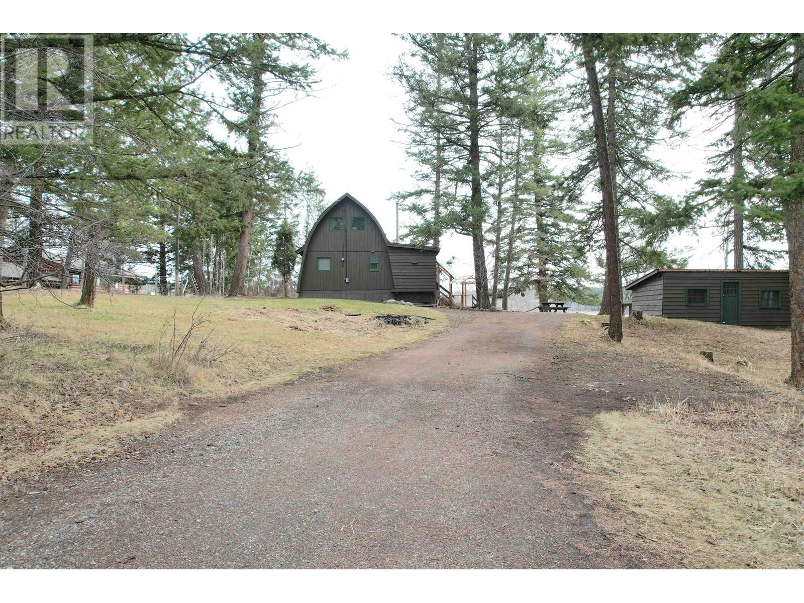 5359 Annaham Crescent, 108 Mile Ranch, British Columbia  V0K 2Z0 - Photo 2 - R2986136
