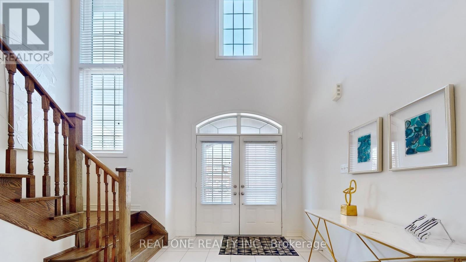 Property at 309 WINDFIELDS FARM WEST DRIVE image 2