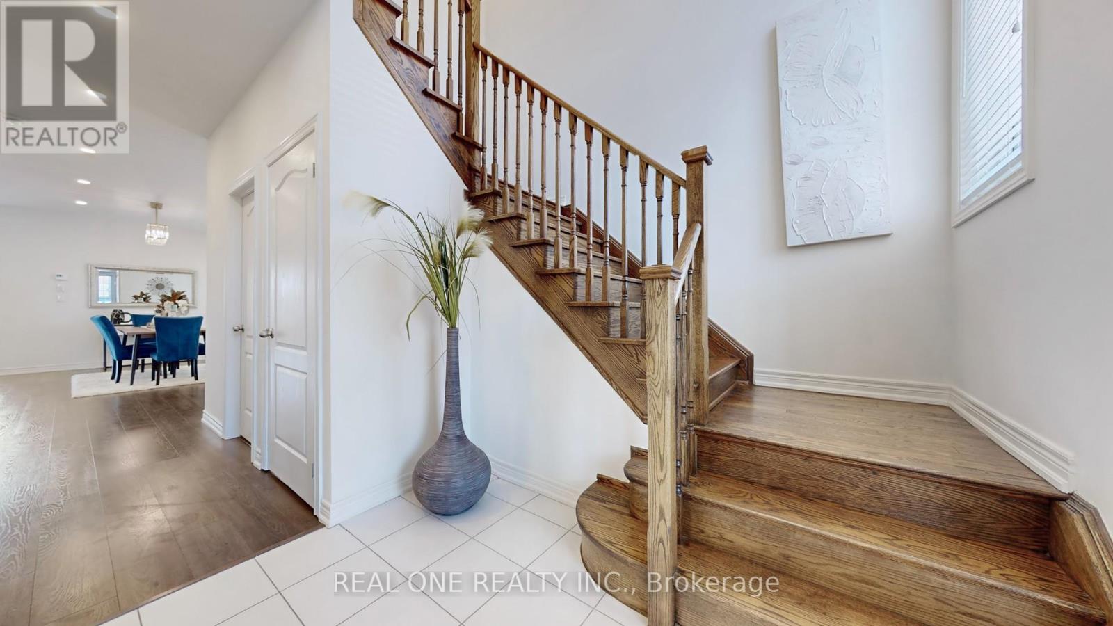 Property at 309 WINDFIELDS FARM WEST DRIVE image 3