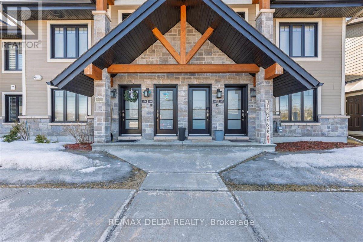 135 - 294 Masters Lane, Clarence-Rockland, Ontario  N1A 2W1 - Photo 2 - X12061803