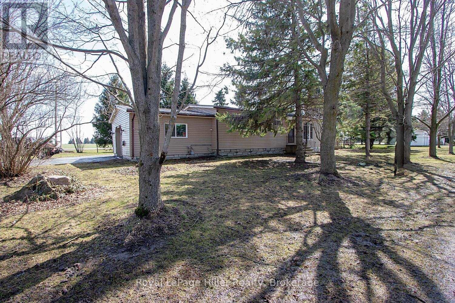229 Beech Street, Perth East, Ontario  N5A 6S6 - Photo 2 - X12061807