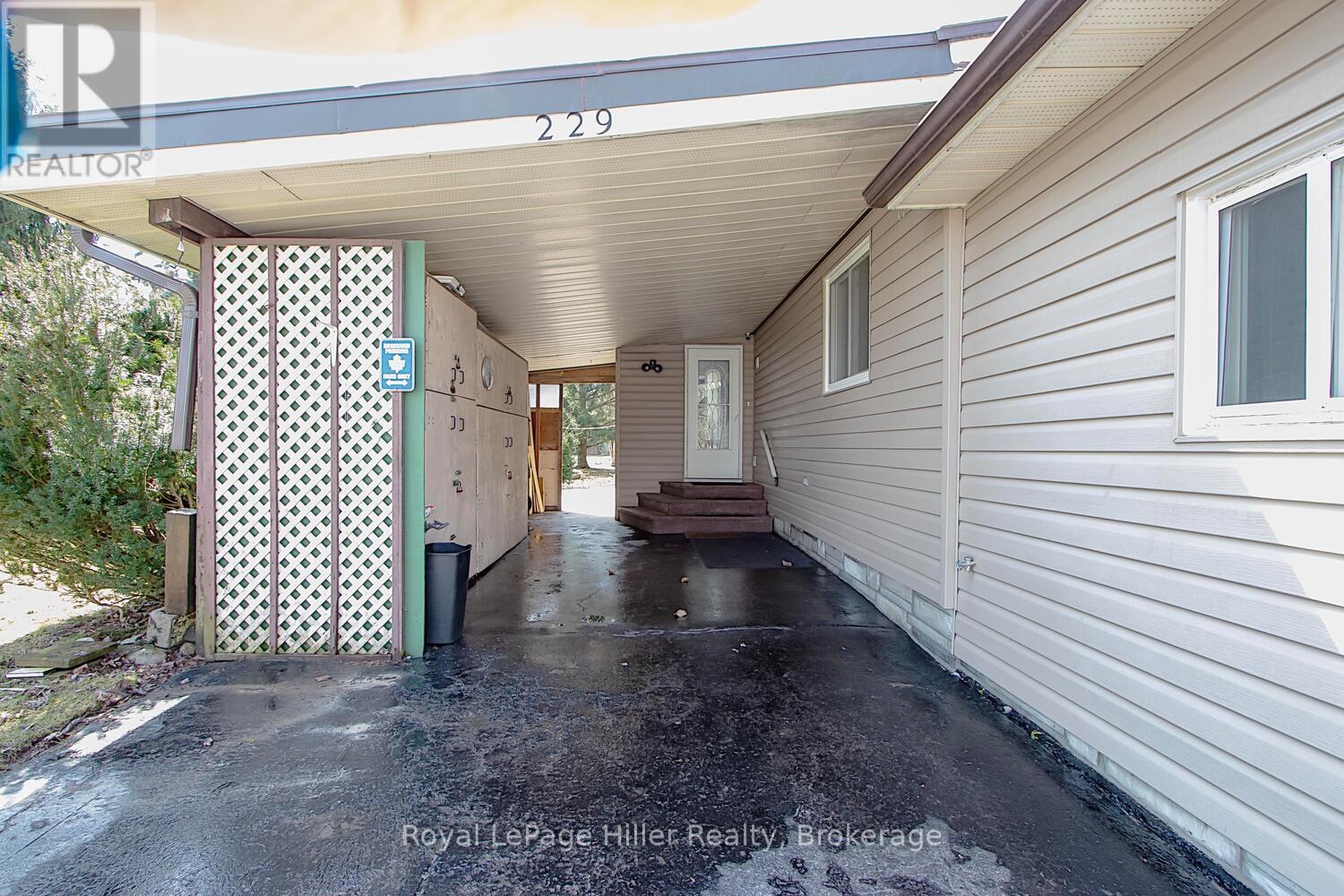 229 Beech Street, Perth East, Ontario  N5A 6S6 - Photo 28 - X12061807