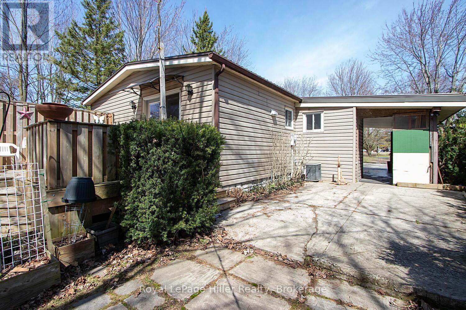 229 Beech Street, Perth East, Ontario  N5A 6S6 - Photo 32 - X12061807