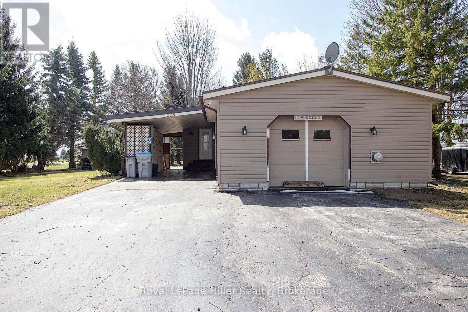 229 Beech Street, Perth East, Ontario  N5A 6S6 - Photo 36 - X12061807