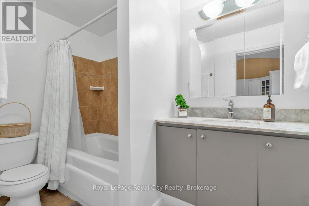 128 Dufferin Street, Guelph, Ontario  N1H 4A8 - Photo 24 - X12061812