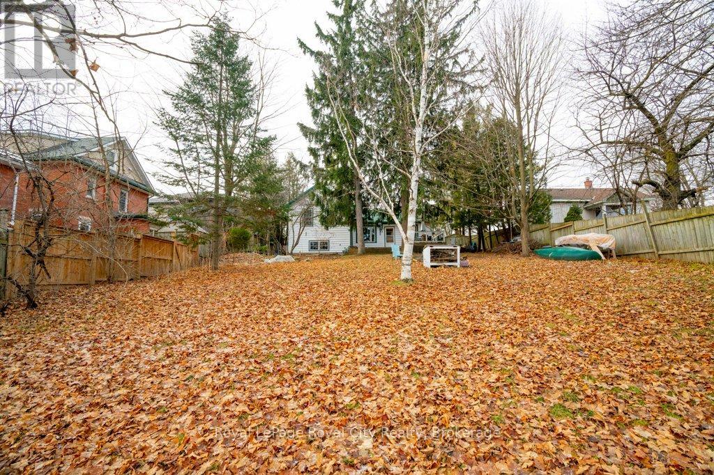 128 Dufferin Street, Guelph, Ontario  N1H 4A8 - Photo 38 - X12061812