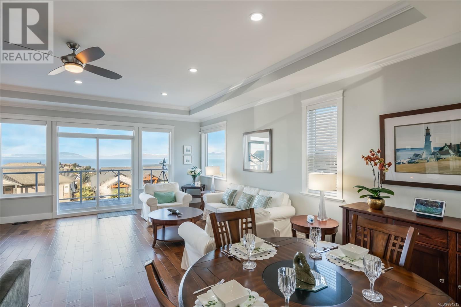 Property at 4631 Laguna Way image 3