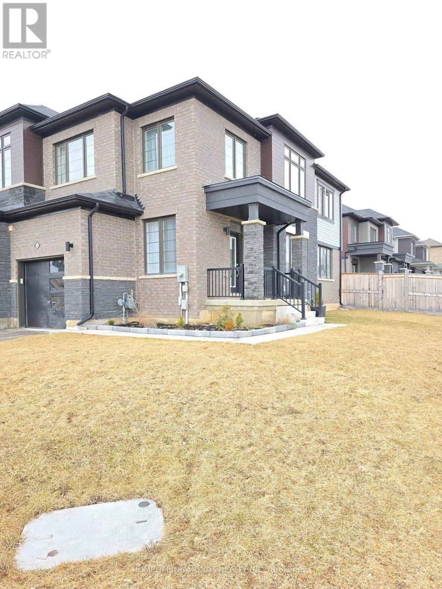 Property at 52 OAKTREE DRIVE image 3