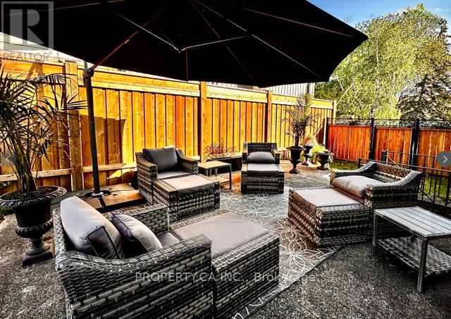 4367 Kerry Drive, Burlington, Ontario  L7L 1W2 - Photo 33 - W12061802